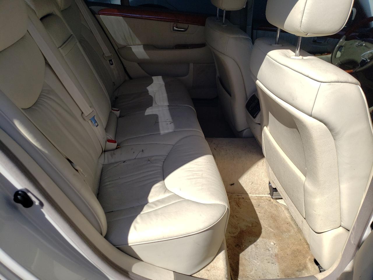 Photo 6 from auction – 2002 LEXUS LS 430 with VIN JTHBN30F420091811