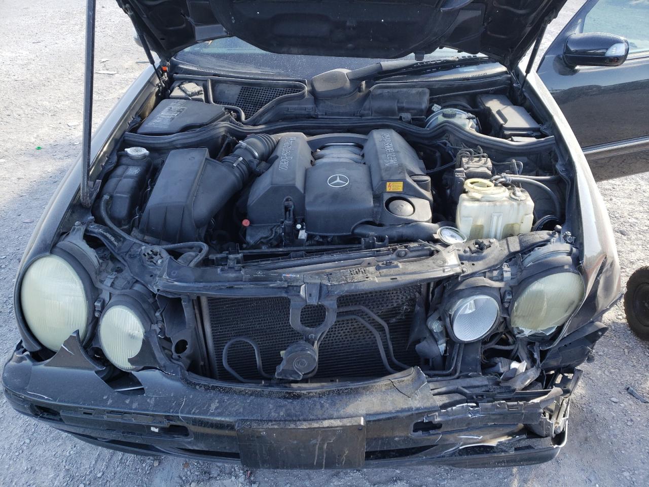 Photo 7 from auction – 2002 MERCEDES-BENZ E 320 with VIN WDBJF65J62B492305