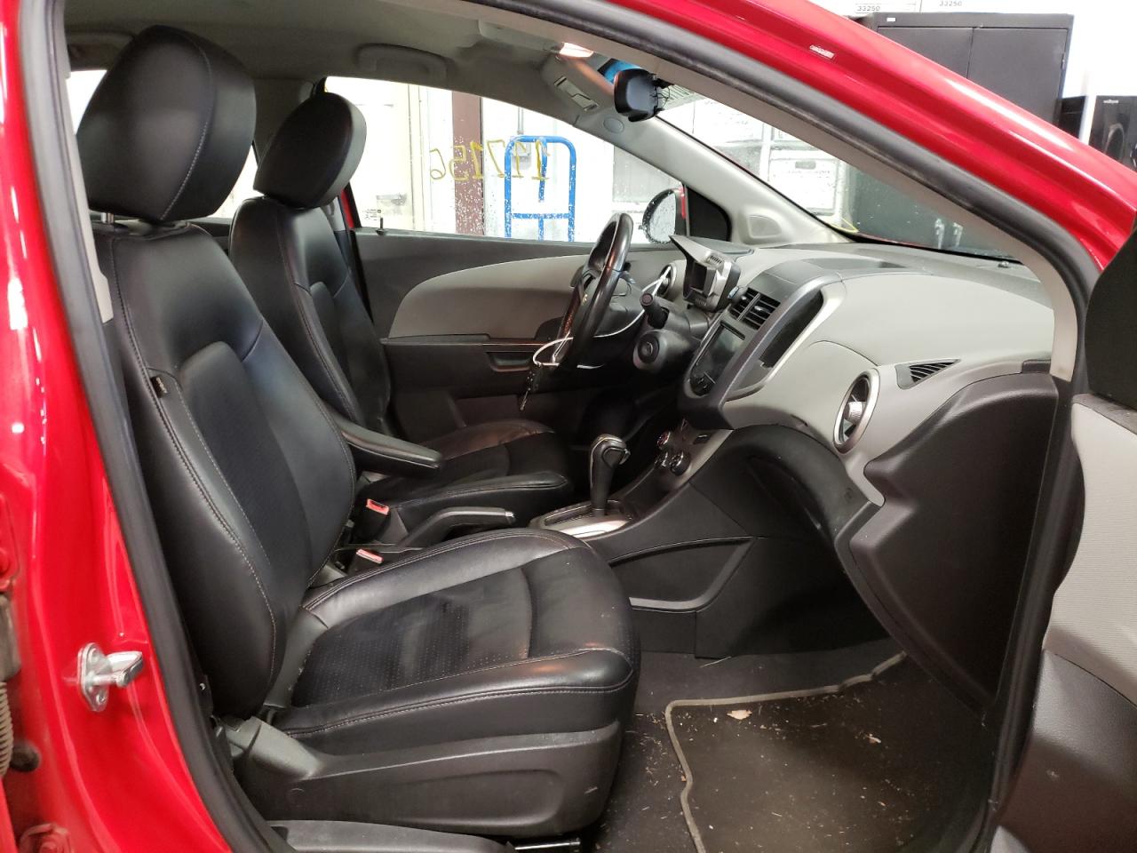 Photo 5 from auction – 2013 CHEVROLET SONIC LTZ with VIN 1G1JE5SH5D4121992