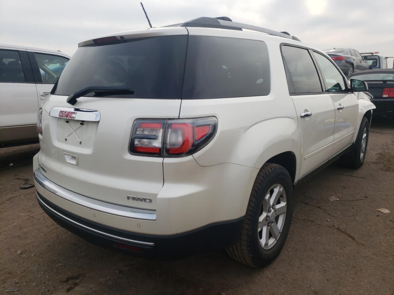 Photo 4 from auction – 2014 GMC ACADIA SLE with VIN 1GKKVPKD9EJ252032