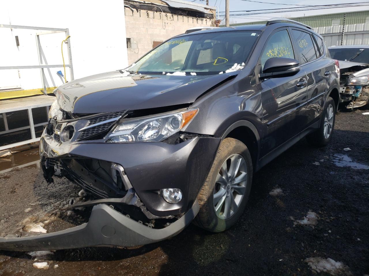 Photo 2 from auction – 2014 TOYOTA RAV4 LIMIT with VIN JTMDFREV5EJ010064