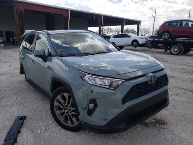 Photo 1 from auction – 2021 TOYOTA RAV4 XLE P with VIN JTMC1RFV2MD062872