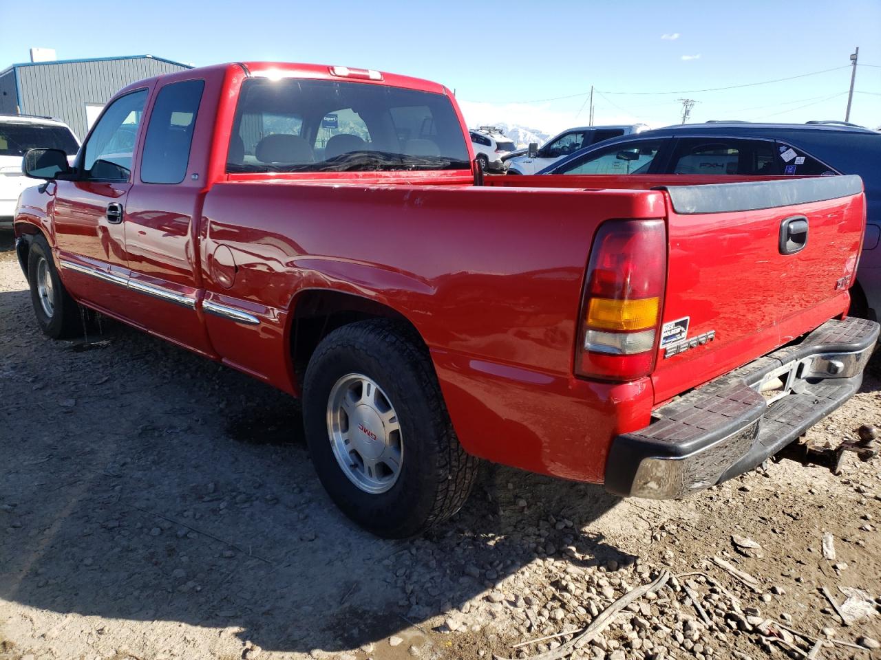 Photo 3 from auction – 2000 GMC NEW SIERRA with VIN 1GTEC19T1YZ168169