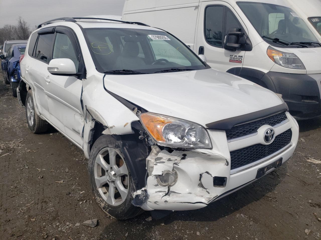 TOYOTA RAV4 LIMIT 2012 with VIN 2T3DF4DV1CW243605 - Photo from auction