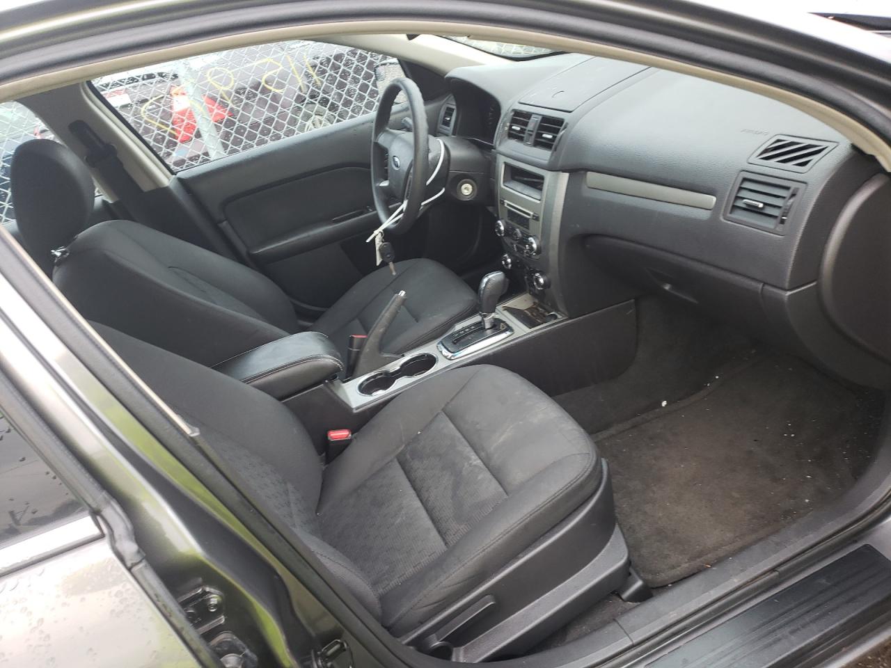 Photo 5 from auction – 2012 FORD FUSION SE with VIN 3FAHP0HAXCR112486
