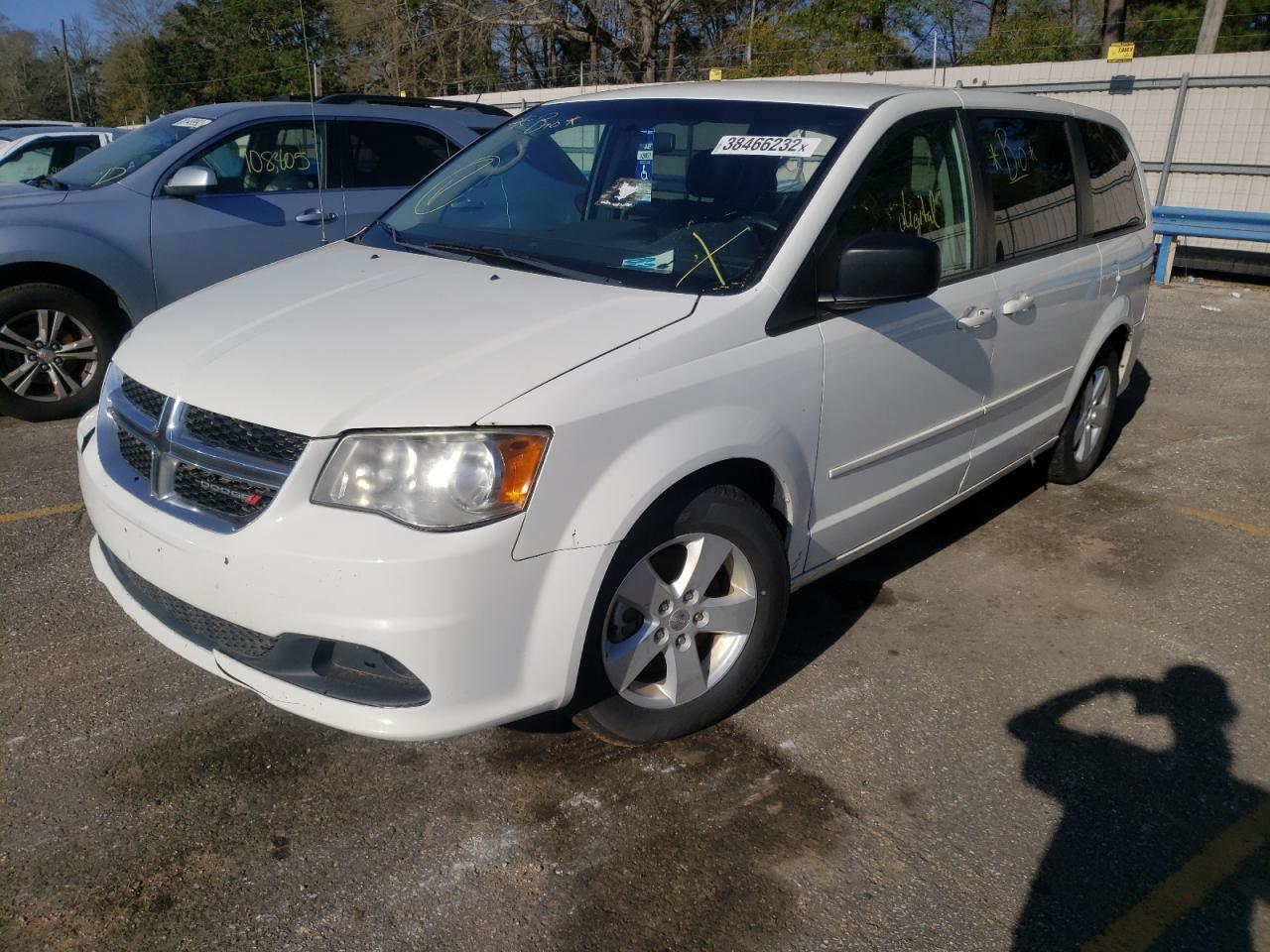Photo 2 from auction – 2013 DODGE GRAND CARA with VIN 2C4RDGBG5DR515845