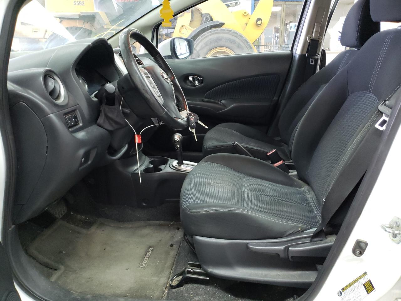 Photo 5 from auction – 2016 NISSAN VERSA NOTE with VIN 3N1CE2CP6GL373188