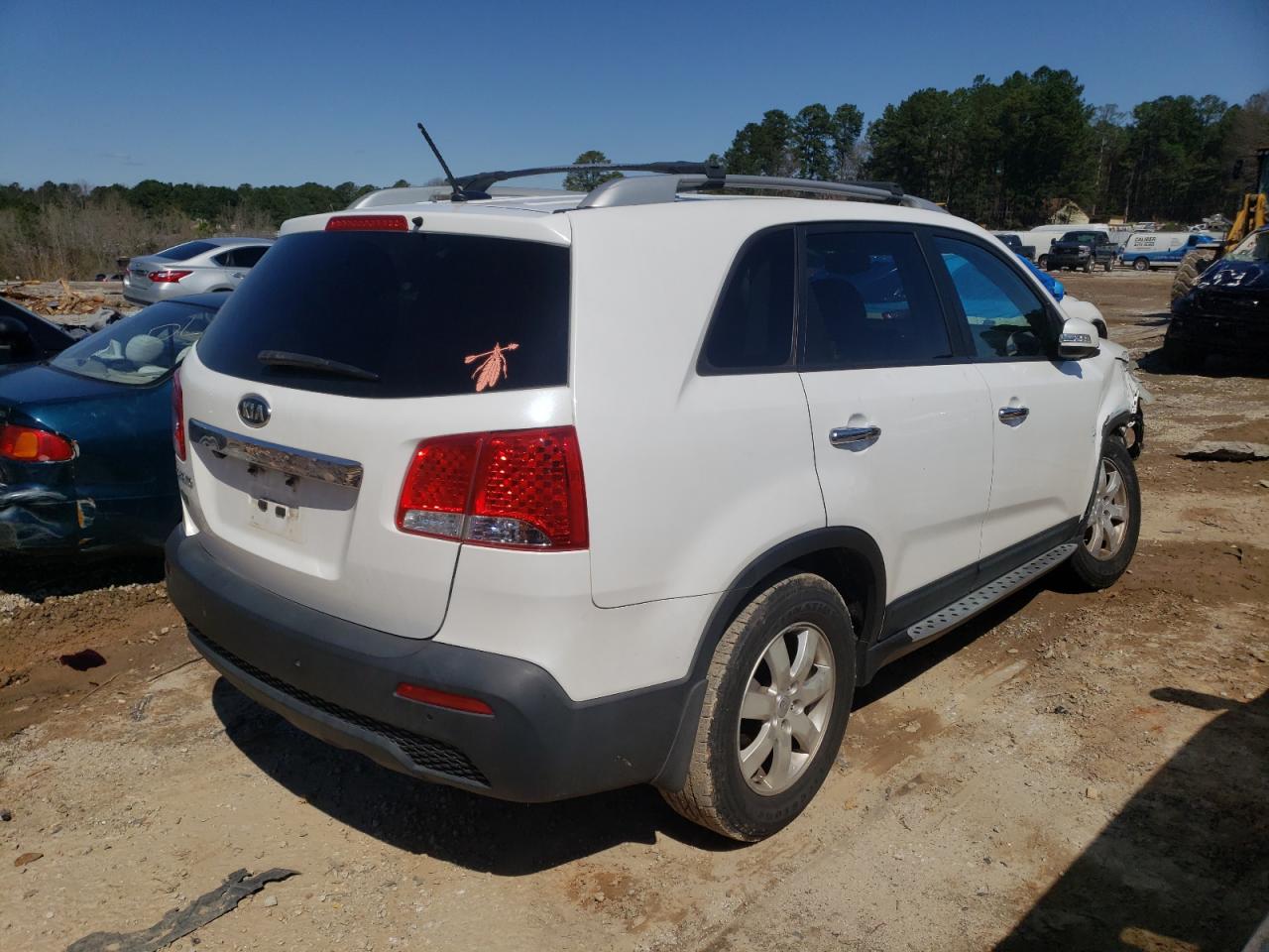 Photo 4 from auction – 2011 KIA SORENTO BA with VIN 5XYKT3A1XBG165799