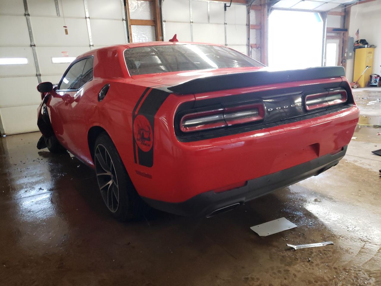 Photo 3 from auction – 2016 DODGE CHALLENGER with VIN 2C3CDZFJ3GH177299