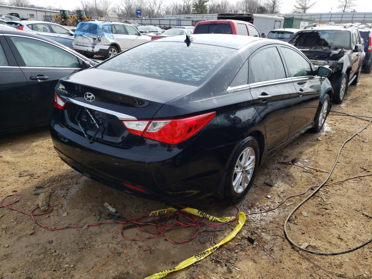 Photo 4 from auction – 2013 HYUNDAI SONATA GLS with VIN 5NPEB4AC6DH694539