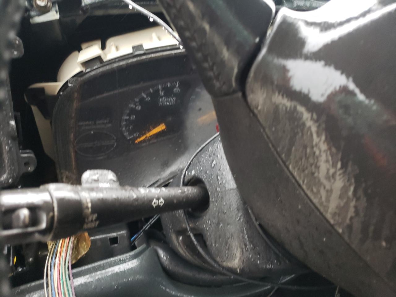 Photo 8 from auction – 2001 CHEVROLET silverado with VIN 1GCEC19V71Z281440