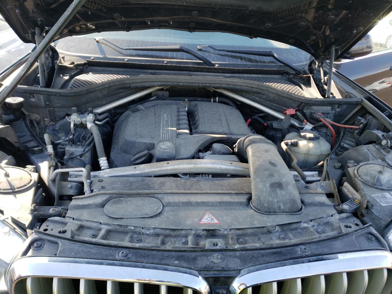 Photo 7 from auction – 2016 BMW X5 XDRIVE3 with VIN 5UXKR0C51G0P32278