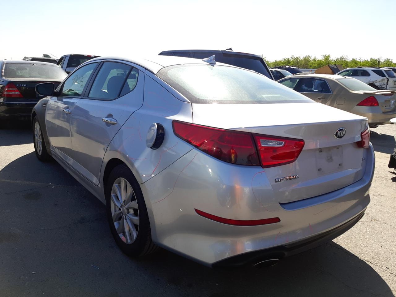 Photo 3 from auction – 2015 KIA OPTIMA LX with VIN 5XXGM4A74FG472425
