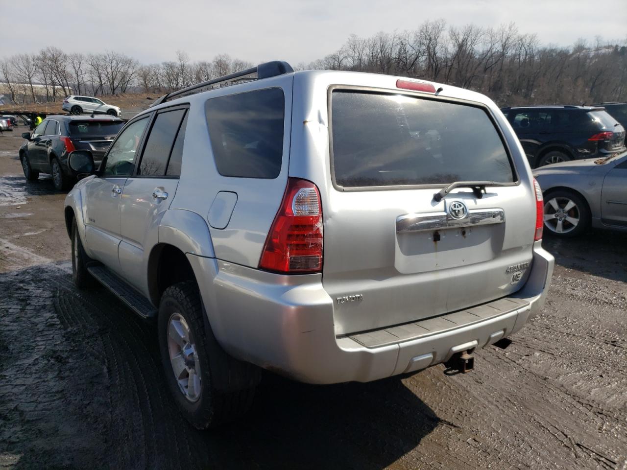Photo 3 from auction – 2006 TOYOTA 4RUNNER SR with VIN JTEBU14R168069989
