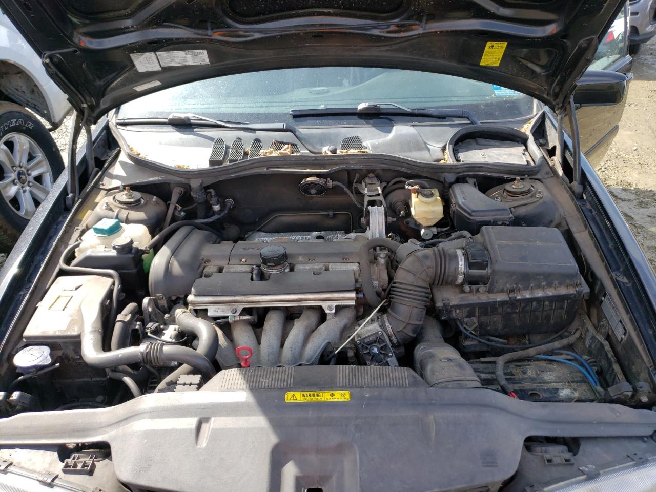 Photo 7 from auction – 2000 VOLVO S70 BASE with VIN YV1LS61J6Y2650916