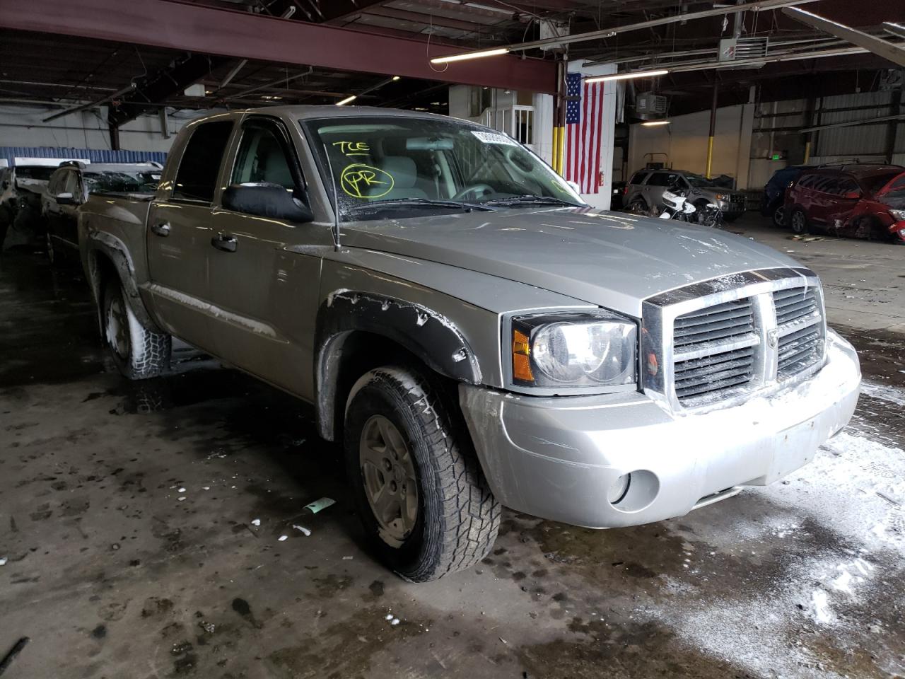 DODGE DAKOTA QUA 2005 with VIN 1D7HW48N85S245297 - Photo from auction