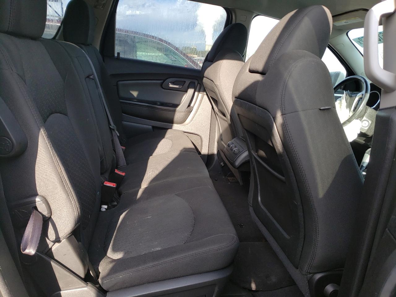 Photo 6 from auction – 2012 CHEVROLET TRAVERSE L with VIN 1GNKRGED3CJ161967