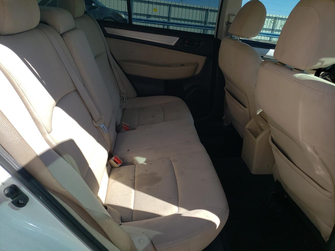 Photo 6 from auction – 2016 SUBARU LEGACY 2.5 with VIN 4S3BNAA67G3027479