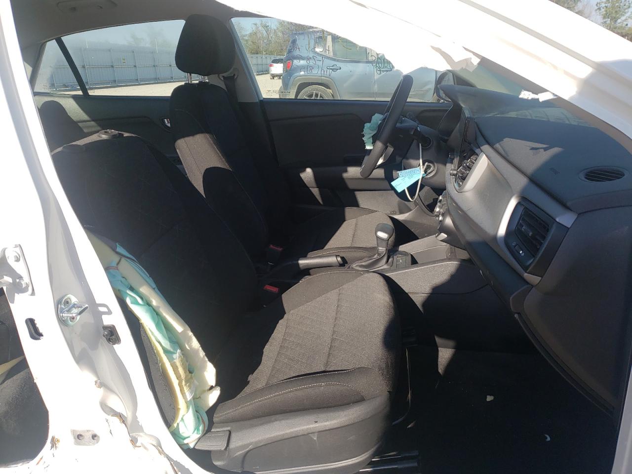 Photo 5 from auction – 2022 KIA RIO with VIN 3KPA24AD6NE448152
