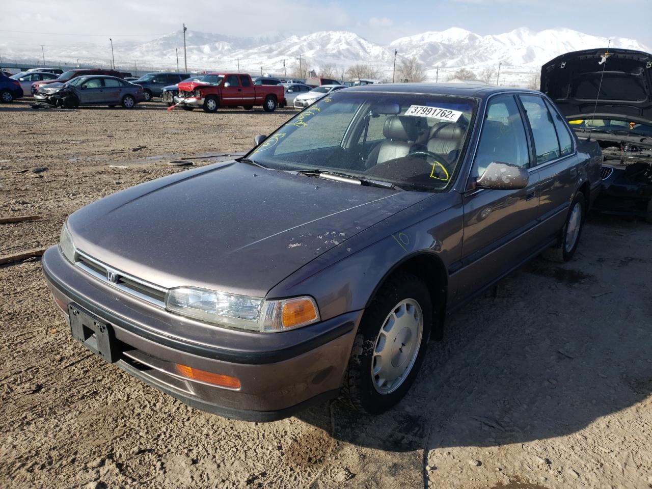 Photo 2 from auction – 1992 HONDA ACCORD EX with VIN JHMCB7670NC052401