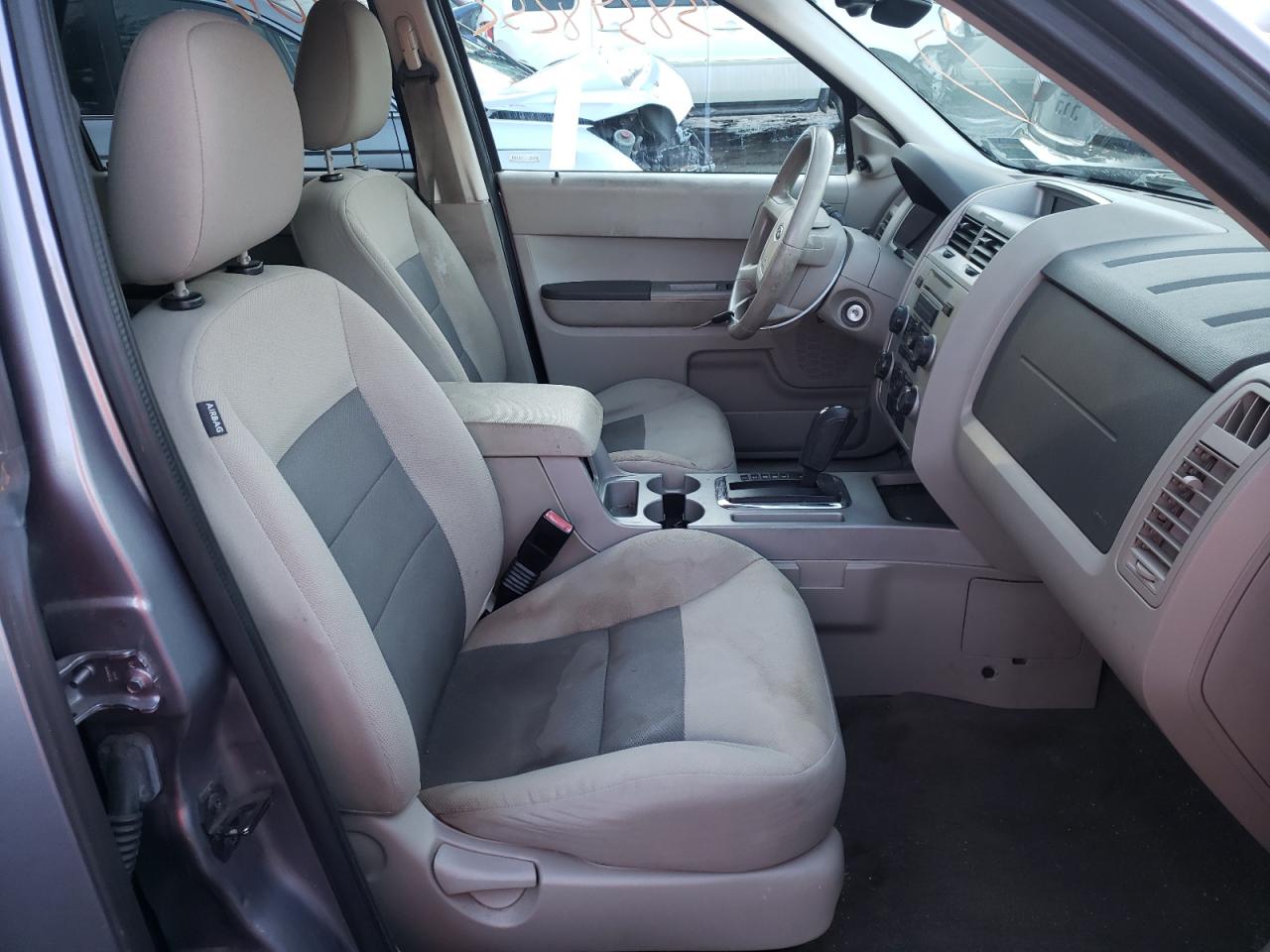 Photo 5 from auction – 2008 FORD ESCAPE XLT with VIN 1FMCU03148KA81344