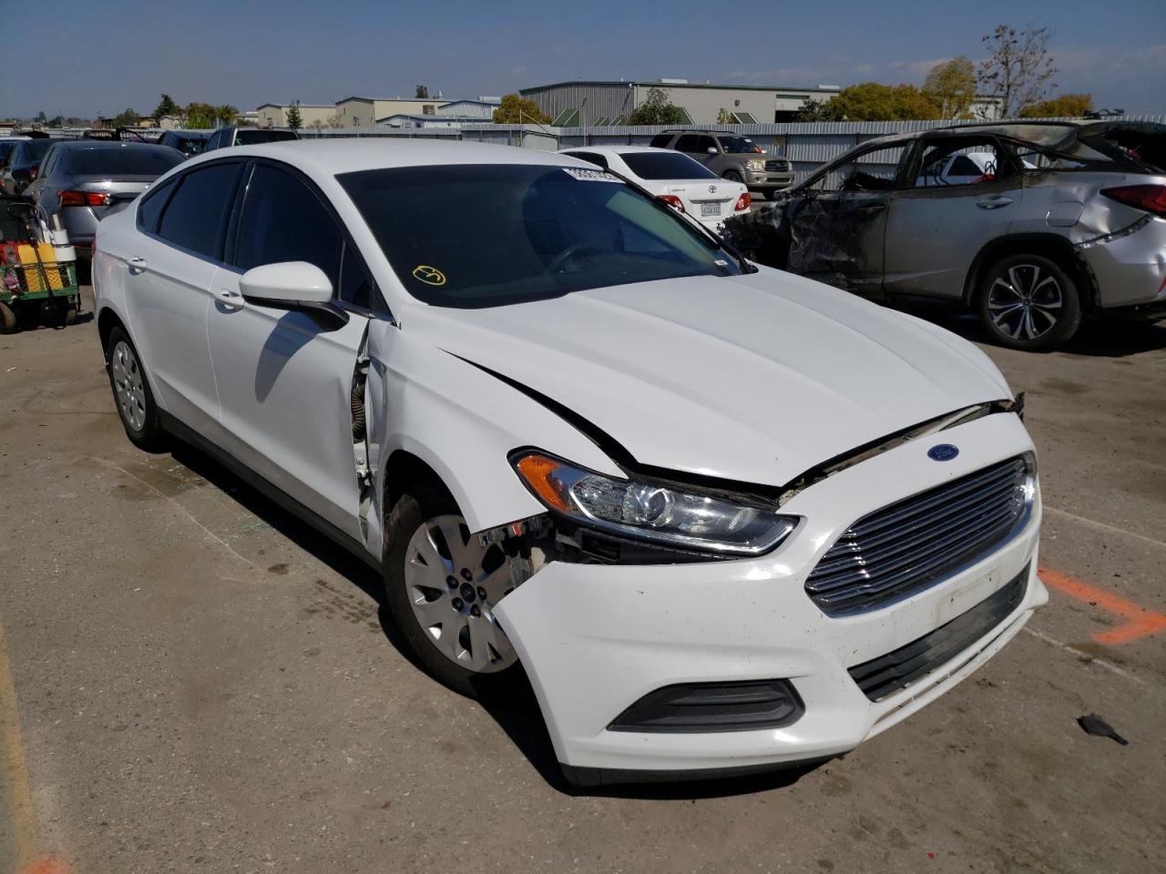 FORD FUSION S 2014 with VIN 3FA6P0G73ER244327 - Photo from auction