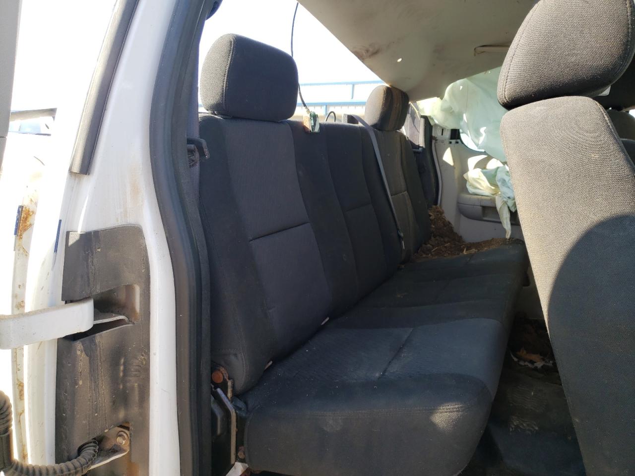 Photo 6 from auction – 2012 CHEVROLET SILVERADO with VIN 1GCRKPEA8CZ258469