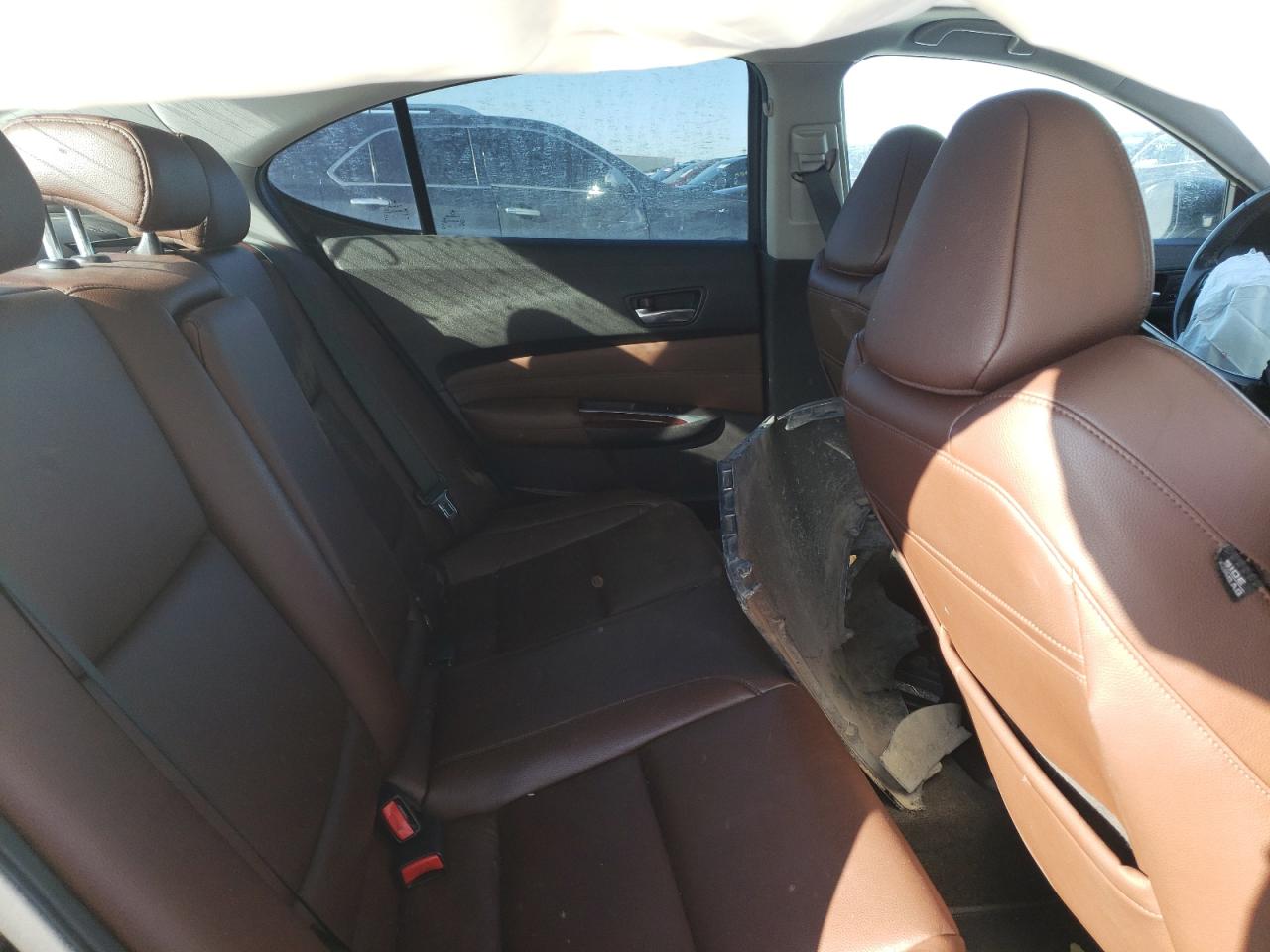 Photo 6 from auction – 2015 ACURA TLX with VIN 19UUB2F31FA010890