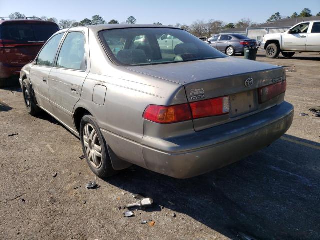 Photo 3 from auction – 2001 TOYOTA CAMRY CE with VIN 4T1BG22K51U104682
