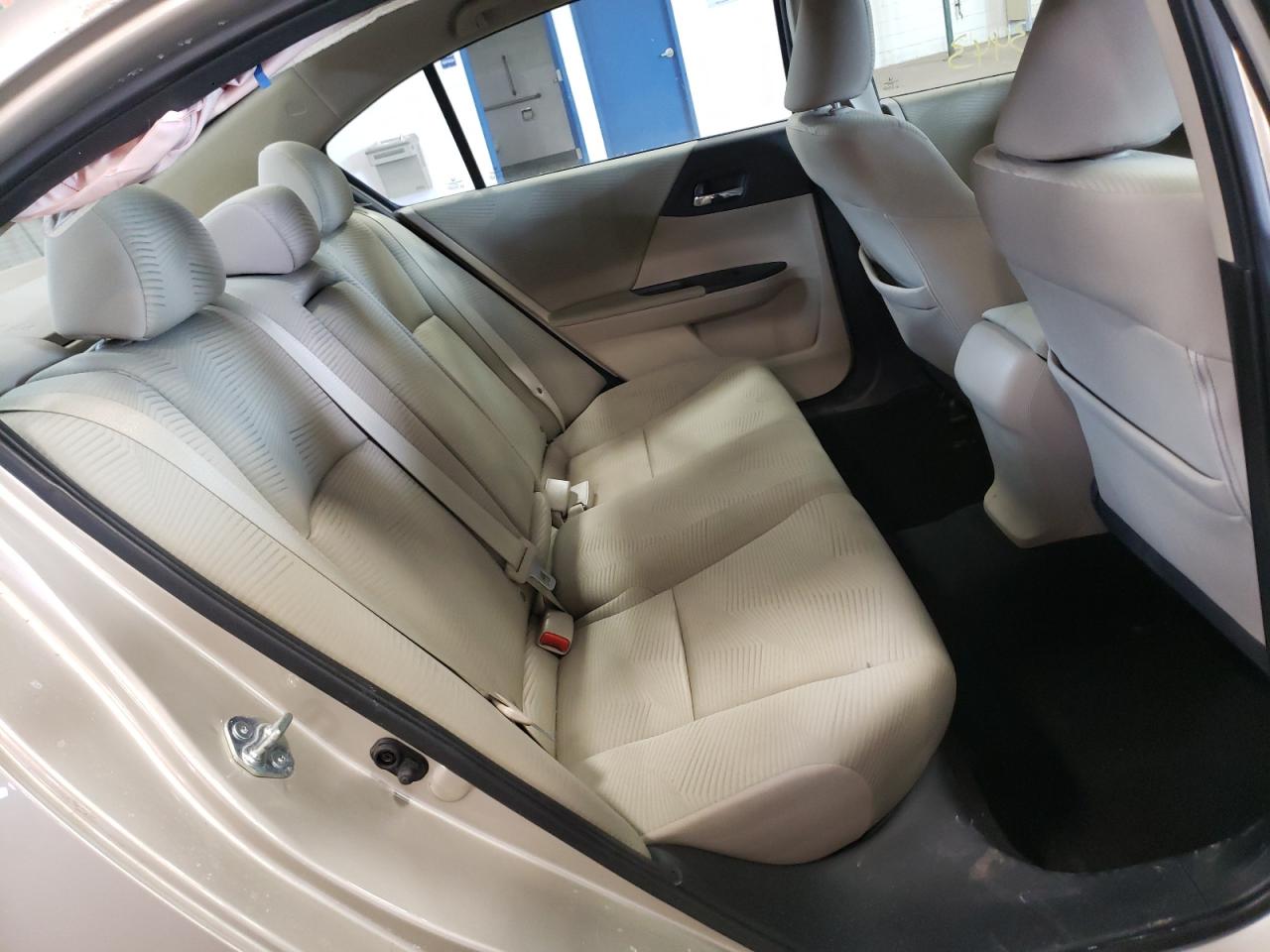 Photo 6 from auction – 2015 HONDA ACCORD LX with VIN 1HGCR2F35FA235093
