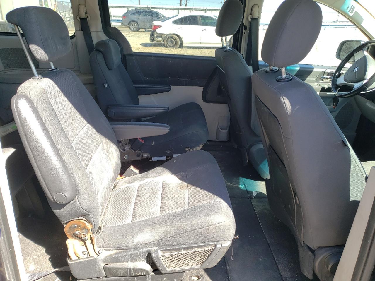 Photo 6 from auction – 2008 DODGE GRAND CARA with VIN 1D8HN44H28B144243