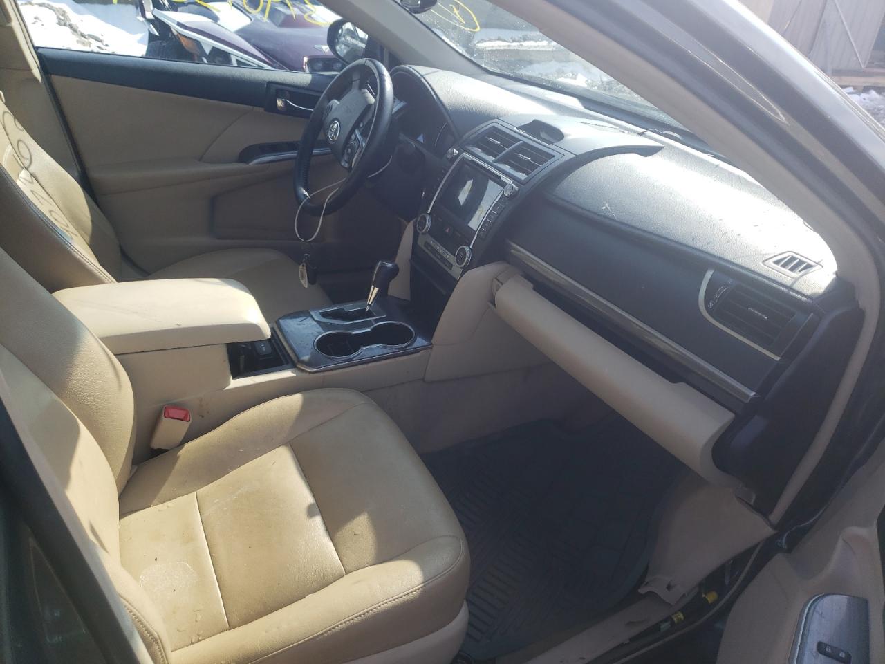 Photo 5 from auction – 2013 TOYOTA CAMRY HYBR with VIN 4T1BD1FK7DU072352