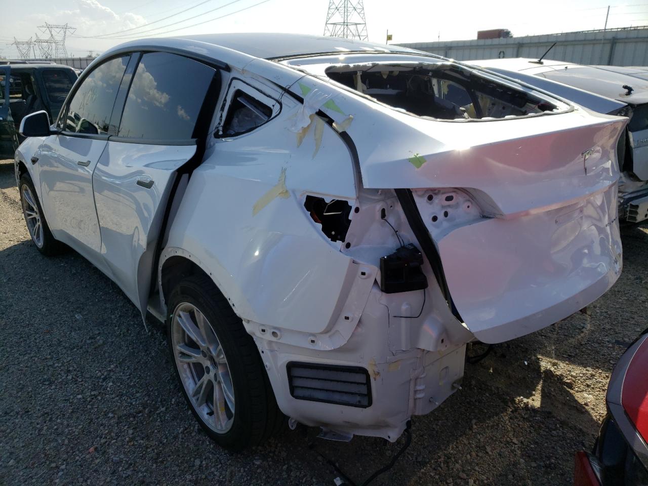 Photo 3 from auction – 2020 TESLA MODEL Y with VIN 5YJYGDEE0LF010298