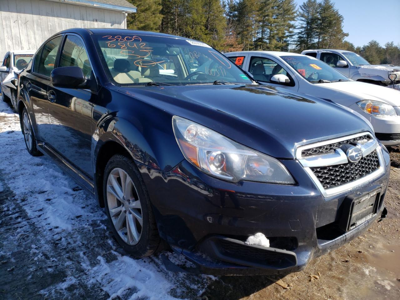 SUBARU LEGACY 2.5 2014 with VIN 4S3BMBC63E3013534 - Photo from auction