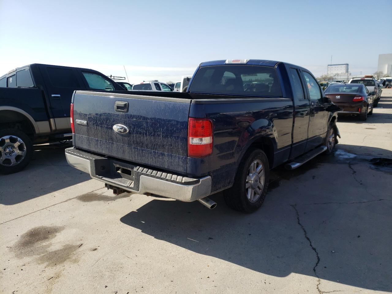 Photo 4 from auction – 2007 FORD F150 with VIN 1FTRX12W67FB80599
