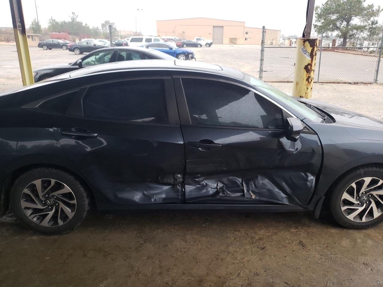 Photo 9 from auction – 2016 HONDA CIVIC EX with VIN 19XFC2F71GE005954