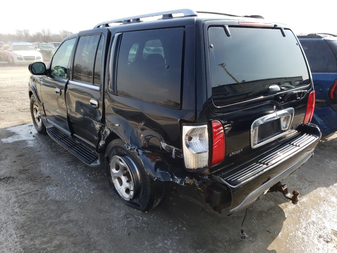 Photo 3 from auction – 2000 LINCOLN NAVIGATOR with VIN 5LMEU27A6YLJ32025