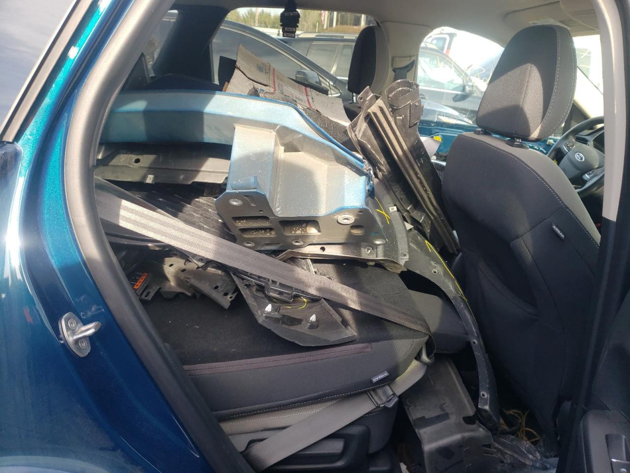 Photo 6 from auction – 2020 FORD ESCAPE SE with VIN 1FMCU9G63LUC17812