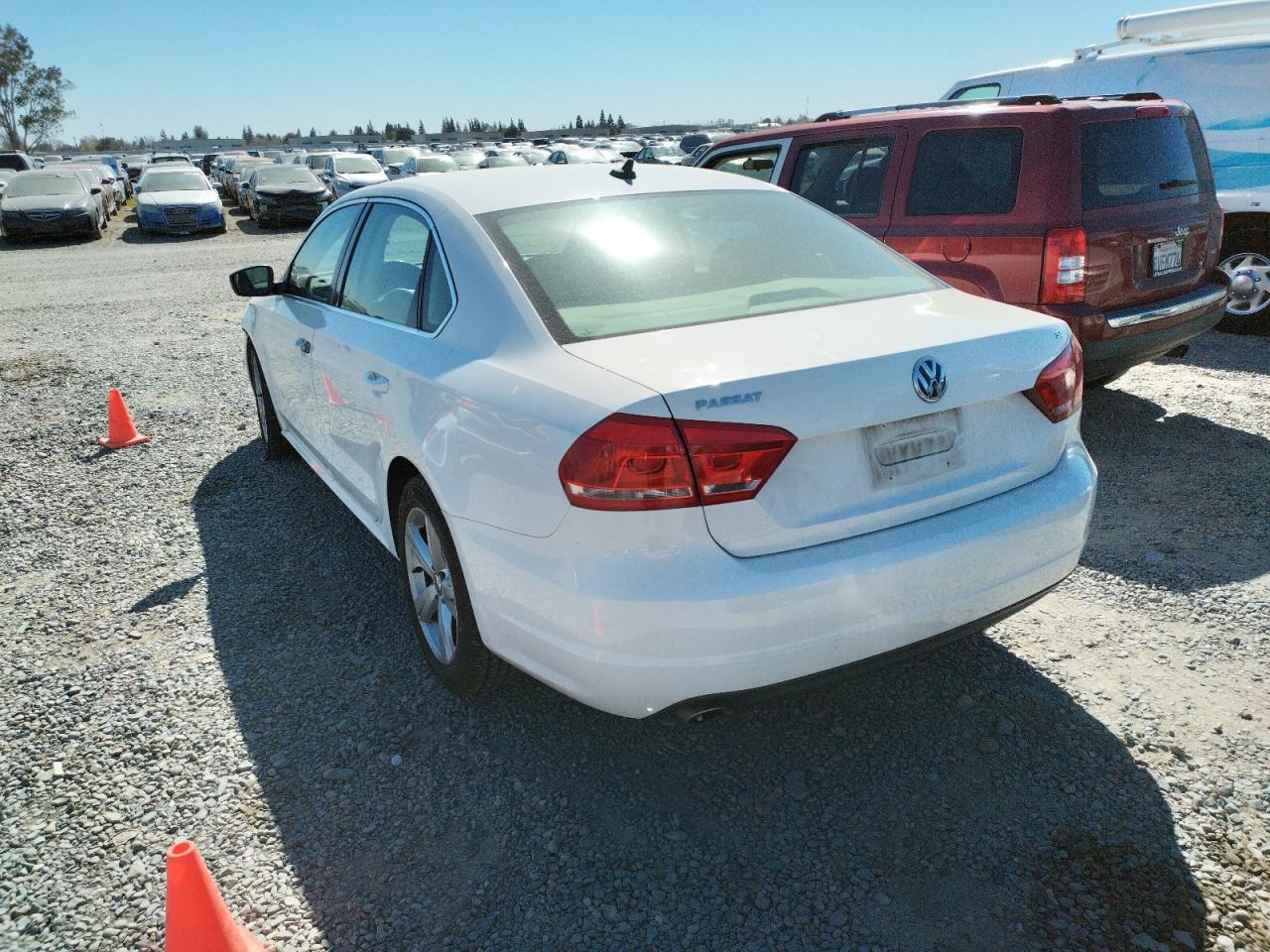 Photo 3 from auction – 2012 VOLKSWAGEN PASSAT SE with VIN 1VWBP7A30CC109712