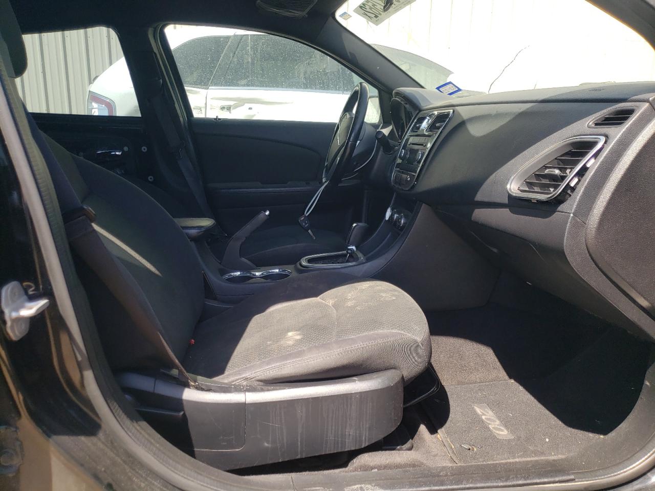 Photo 5 from auction – 2012 CHRYSLER 200 TOURIN with VIN 1C3CCBBB1CN195505