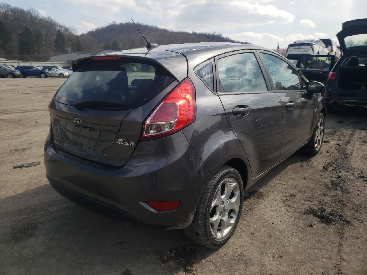 Photo 4 from auction – 2019 FORD FIESTA SE with VIN 3FADP4EJXKM156140