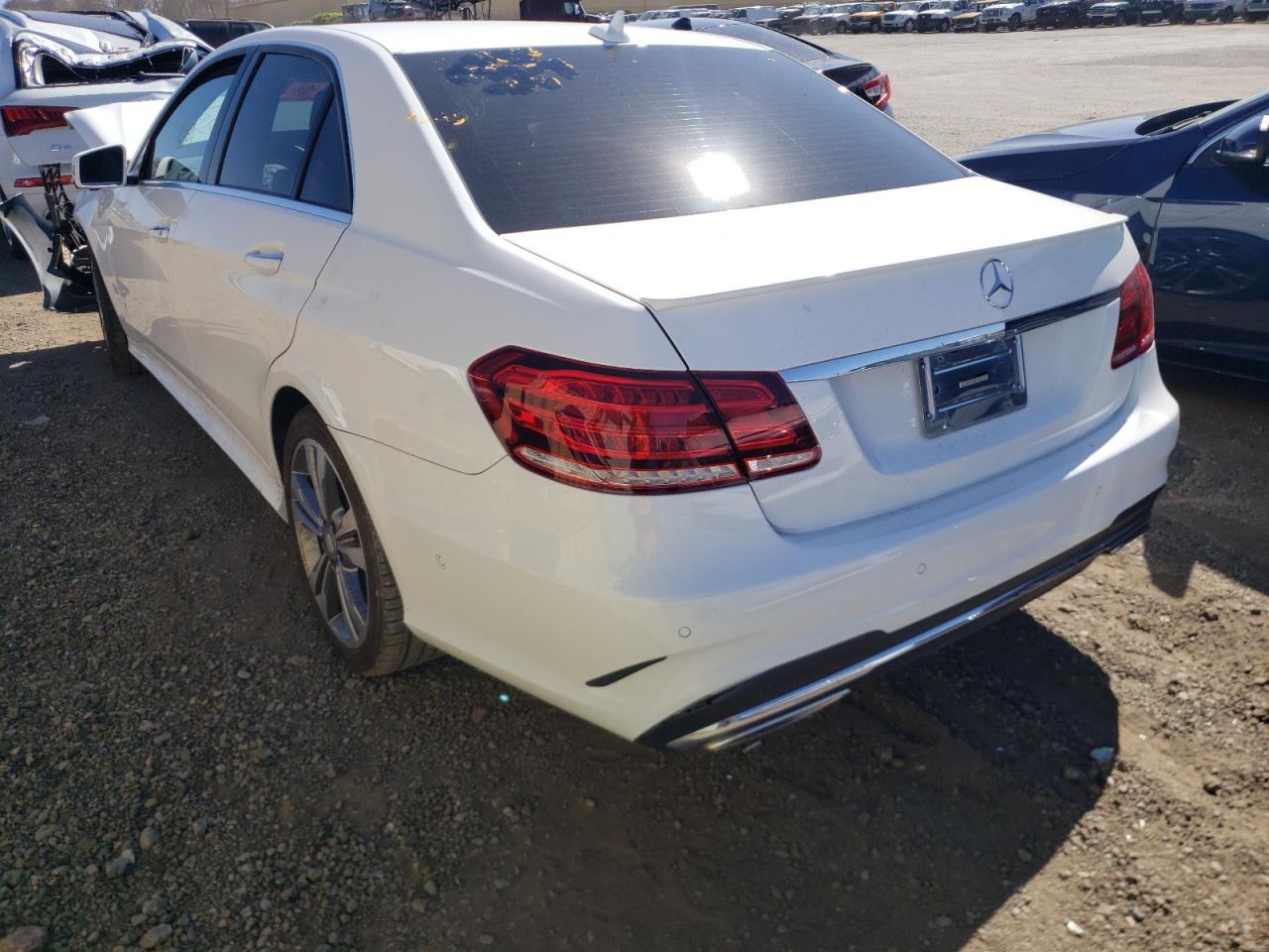 Photo 3 from auction – 2014 MERCEDES-BENZ E 350 with VIN WDDHF5KB4EB049149
