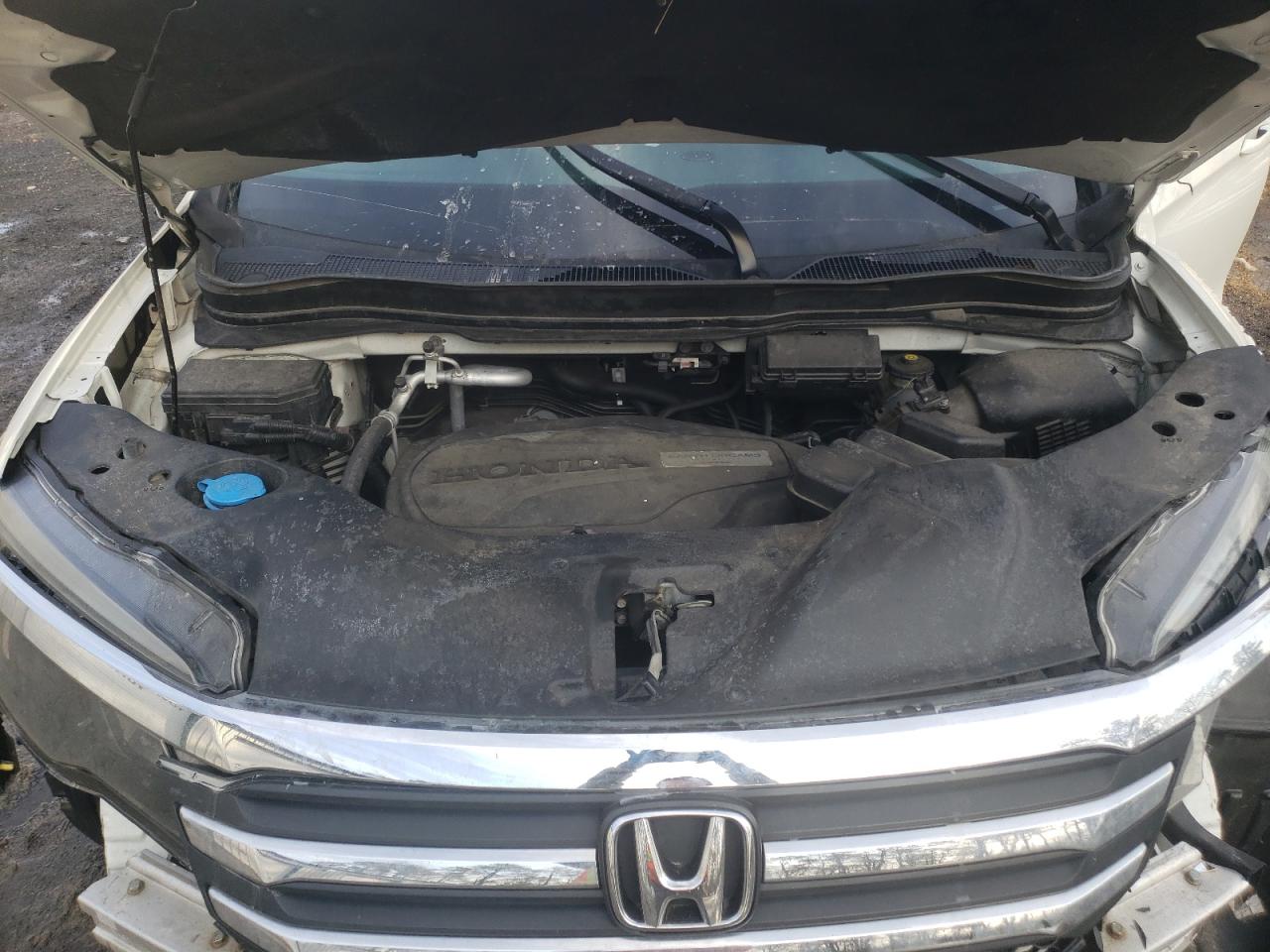 Photo 7 from auction – 2016 HONDA PILOT EXL with VIN 5FNYF6H84GB027096