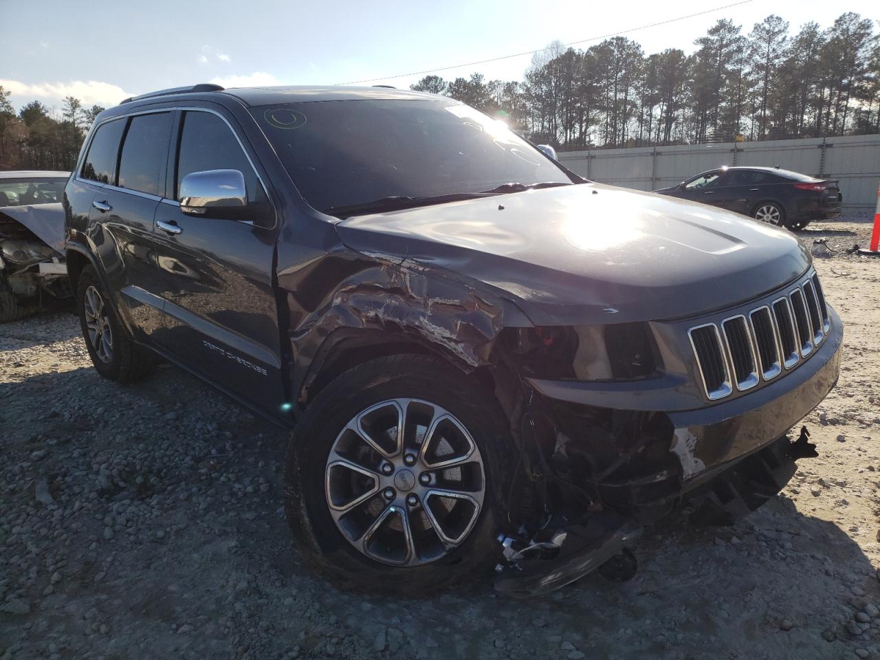 JEEP GRAND CHER 2015 with VIN 1C4RJFBGXFC650740 - Photo from auction