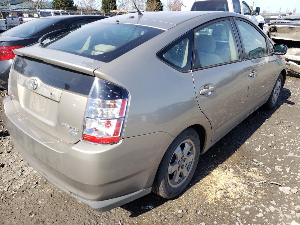 Photo 4 from auction – 2004 TOYOTA PRIUS with VIN JTDKB20U840029723