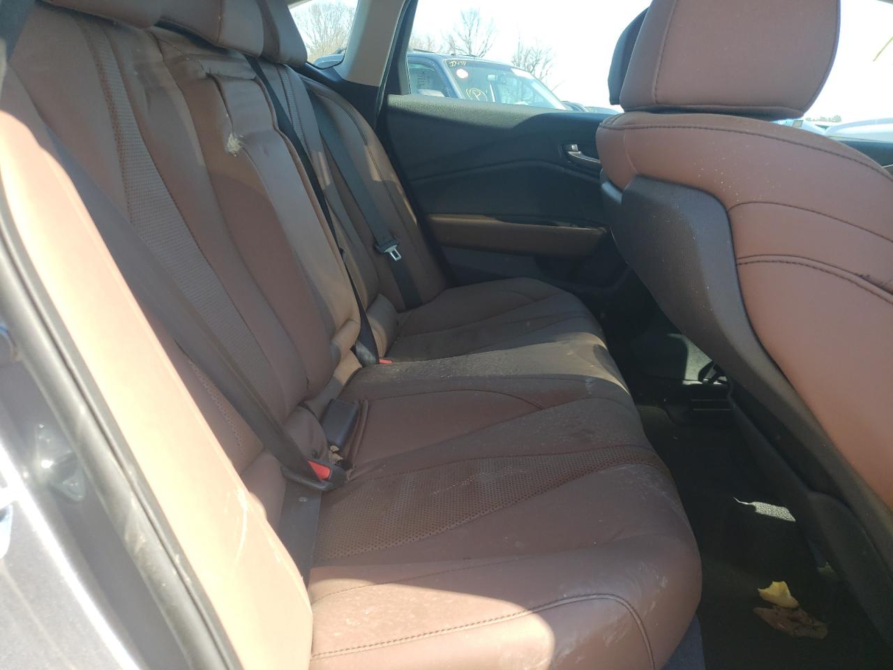 Photo 6 from auction – 2021 ACURA TLX TECHNO with VIN 19UUB6F48MA009703