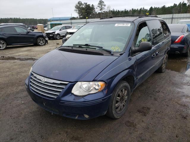 Photo 2 from auction – 2005 CHRYSLER TOWN & COU with VIN 2C8GP54L45R173379