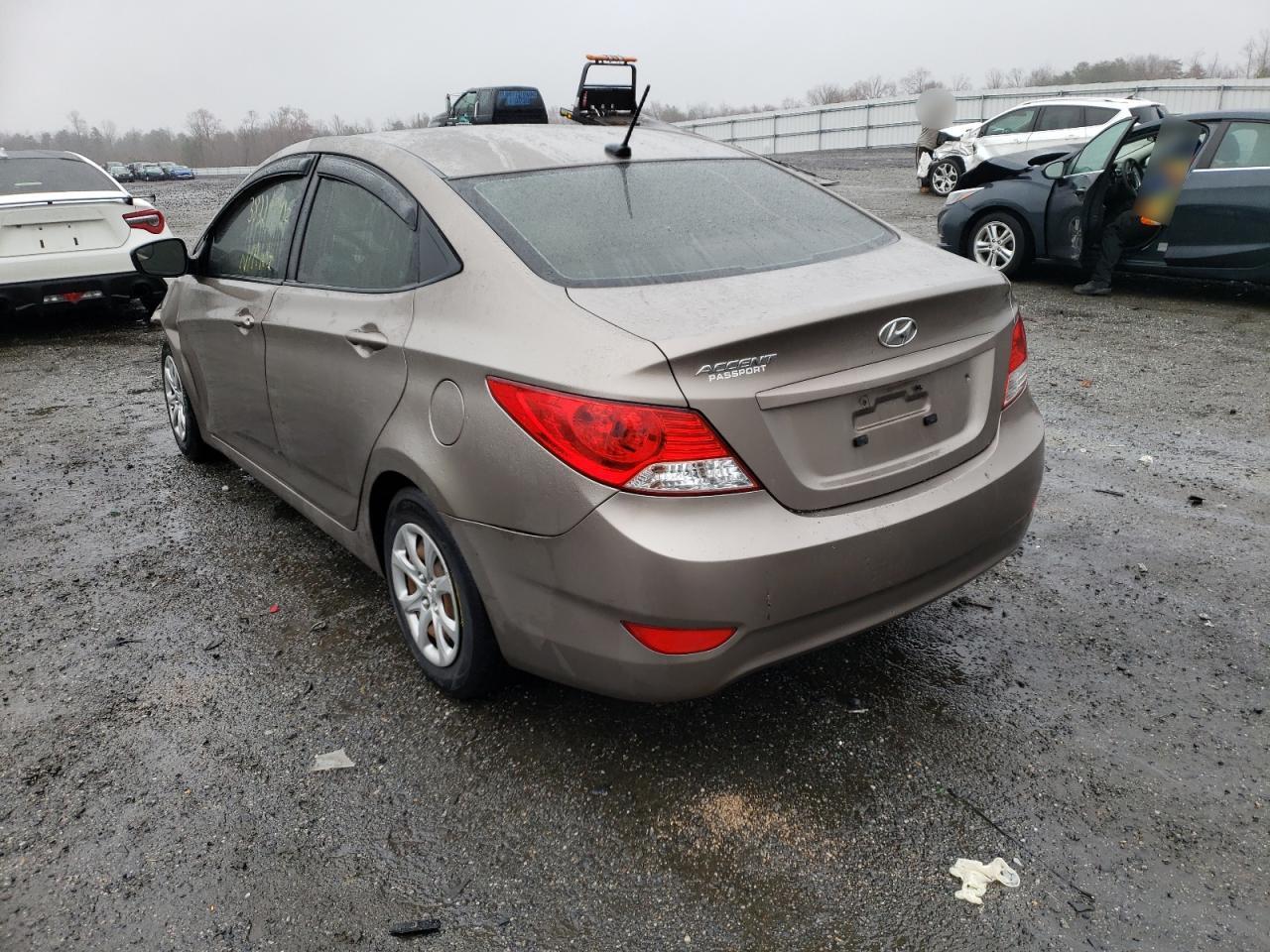 Photo 3 from auction – 2014 HYUNDAI ACCENT GLS with VIN KMHCT4AE8EU692736
