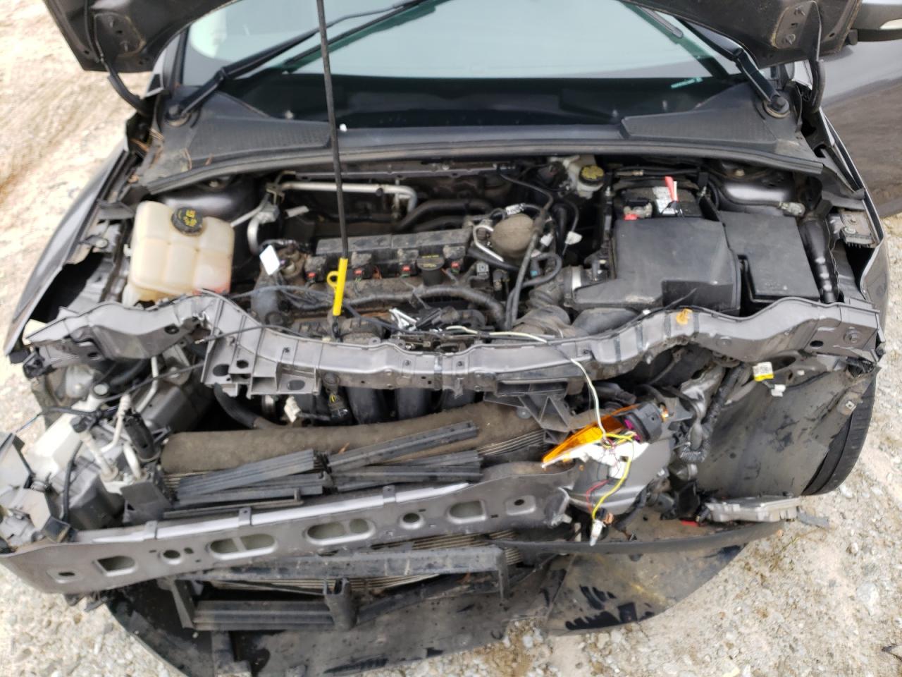 Photo 7 from auction – 2014 FORD FOCUS with VIN 1FADP3F2XEL135067