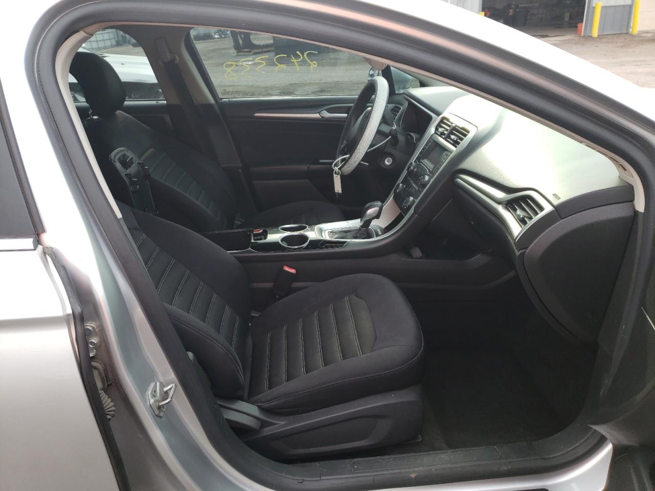 Photo 5 from auction – 2014 FORD FUSION SE with VIN 3FA6P0H72ER143536